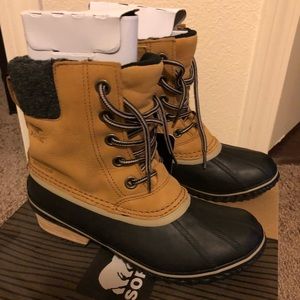 Sorel Slimpack II waterproof cold weather boots